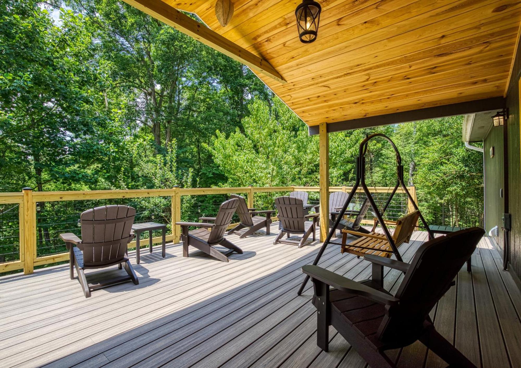 Whispering Winds, Hot Tub, Game Room, Wifi, 1089 Free Tickets Each Paid Day, Dollywood And More 개틀린버그 외부 사진